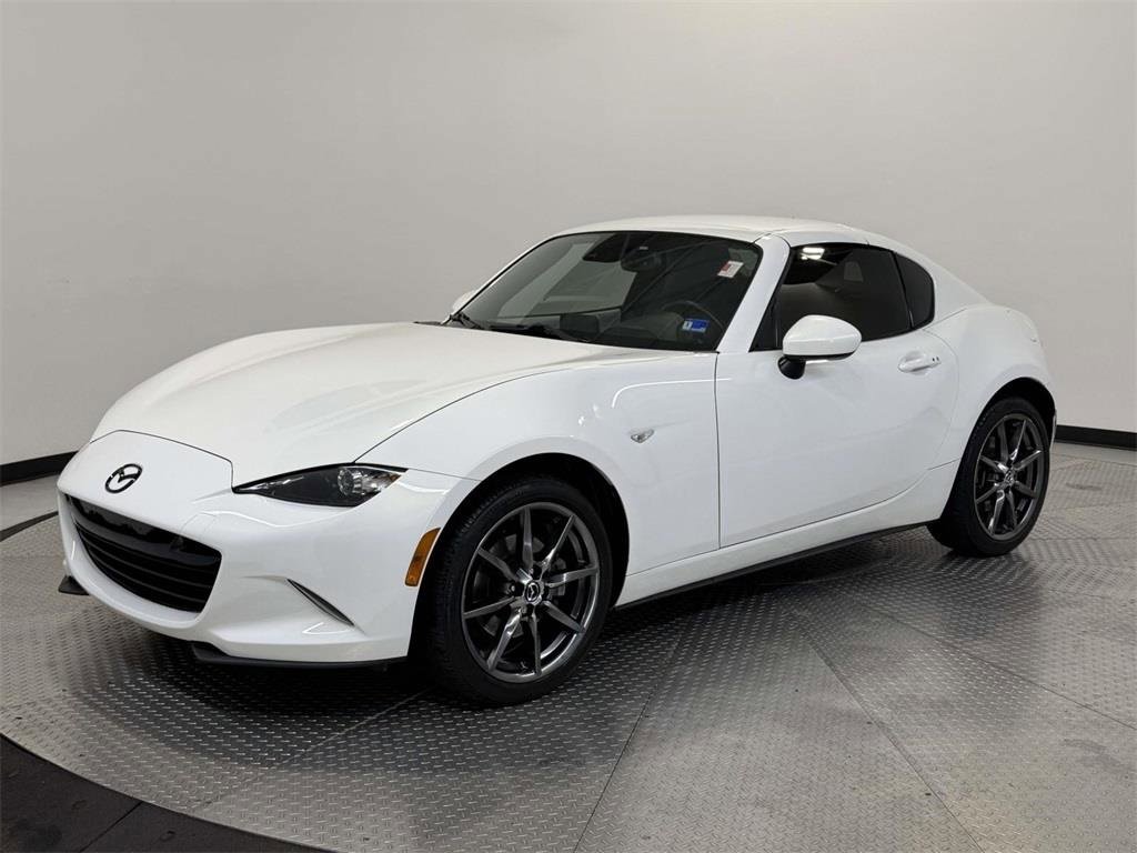 Used 2017 MAZDA MX-5 Miata RF Grand Touring image 3