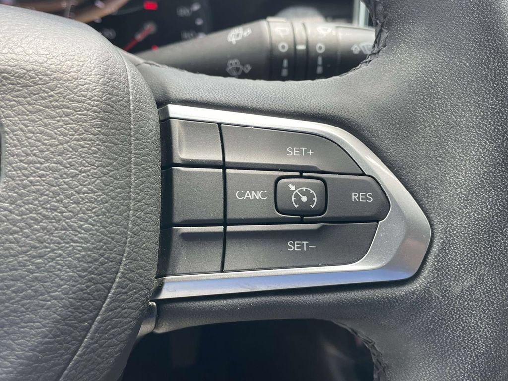 Used 2024 Jeep Compass Latitude AWD/4WD image 24