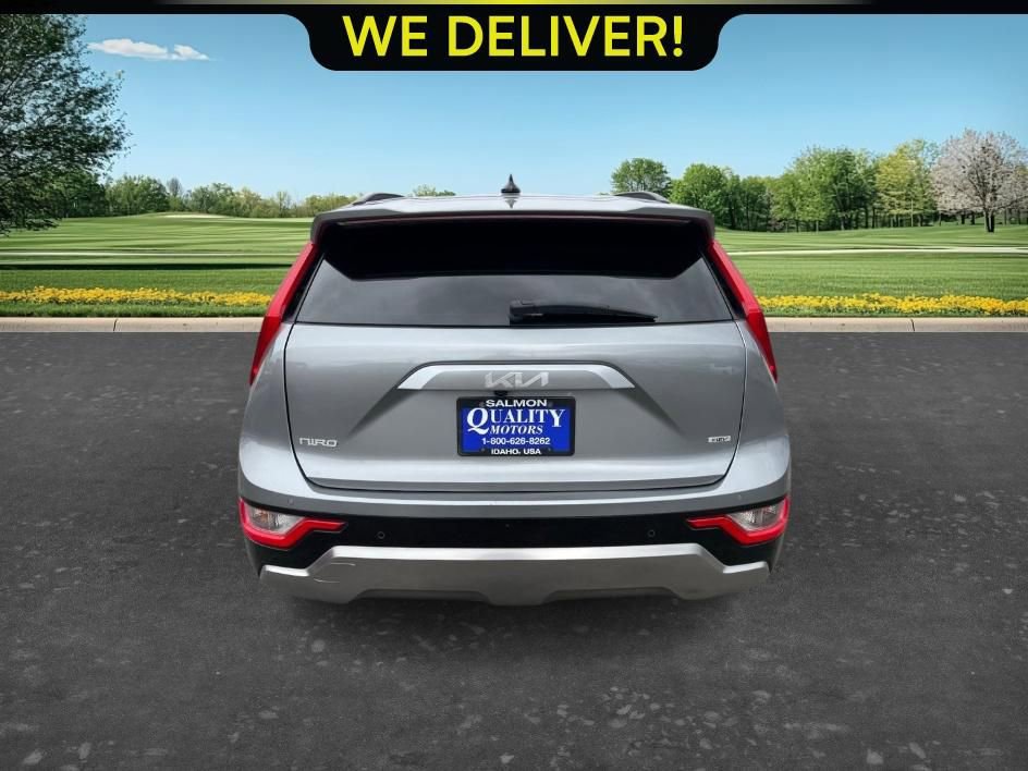 Used 2023 Kia Niro EX Touring FWD image 4