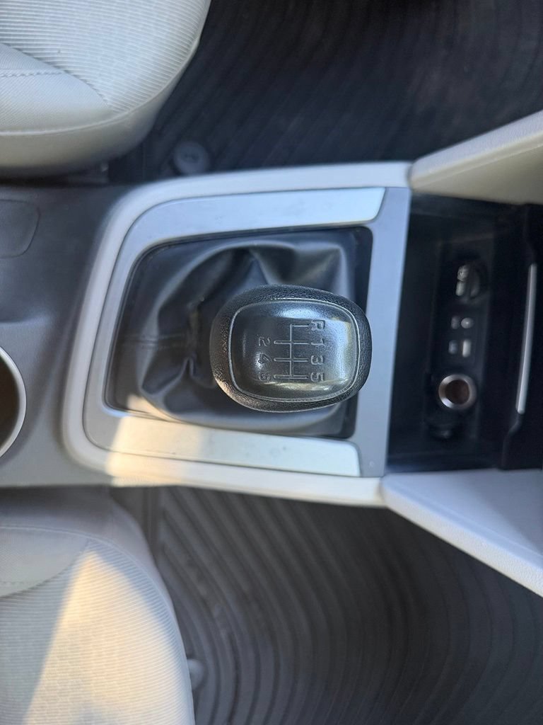 Used 2018 Hyundai Elantra SE w/ Cargo Package FWD image 22