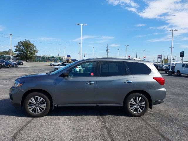 Used 2020 Nissan Pathfinder S AWD/4WD image 9