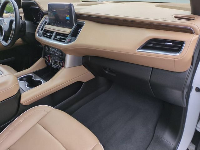 Used 2024 Chevrolet Tahoe Premier AWD/4WD image 28