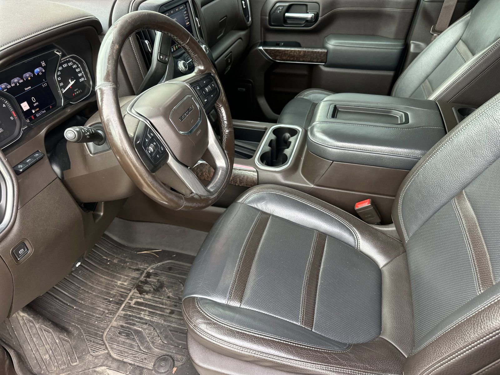 Used 2020 GMC Sierra 3500 Denali w/ Denali Ultimate Package image 9