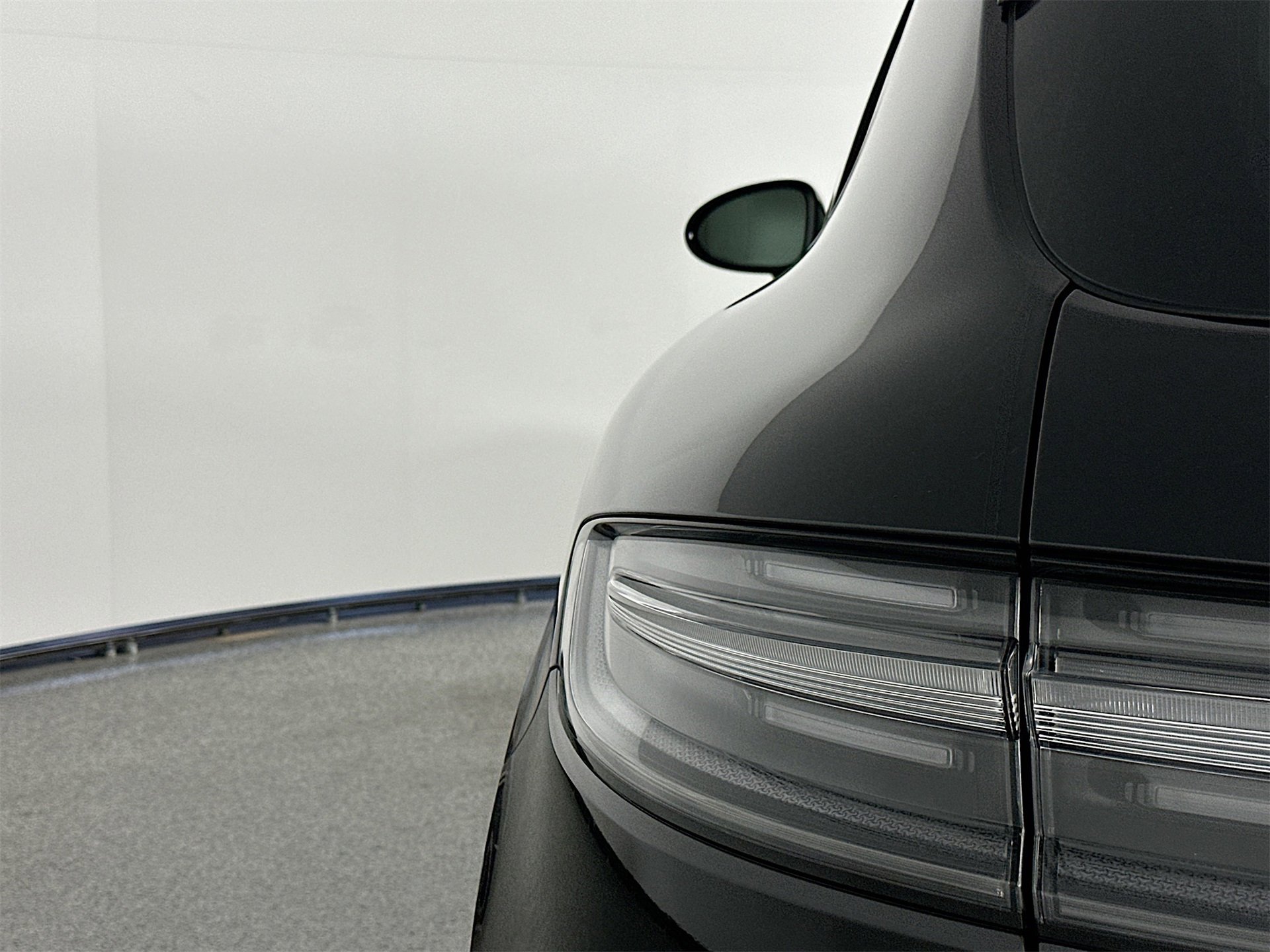 New 2026 Porsche Macan S image 16