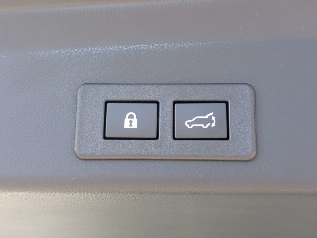 Used 2025 Subaru Ascent Premium AWD/4WD image 13