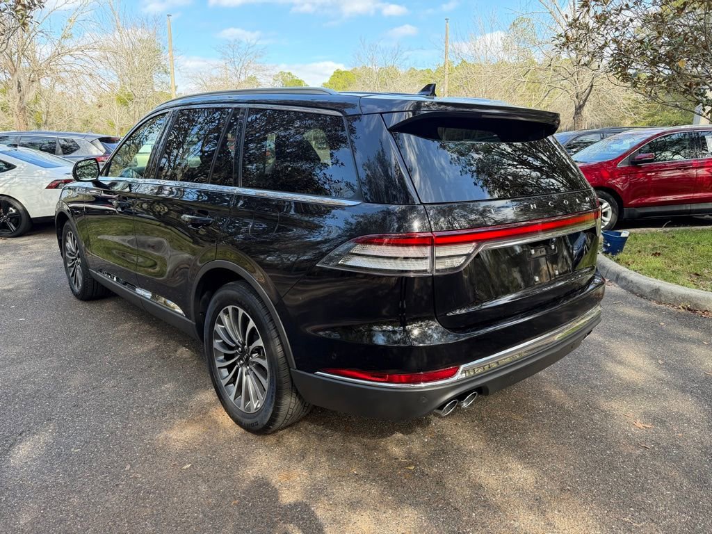 Used 2023 Lincoln Aviator Reserve w/ Equipment Group 201A image 4