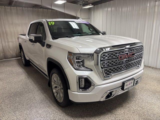 Used 2019 GMC Sierra 1500 Denali w/ Denali Ultimate Package AWD/4WD image 2