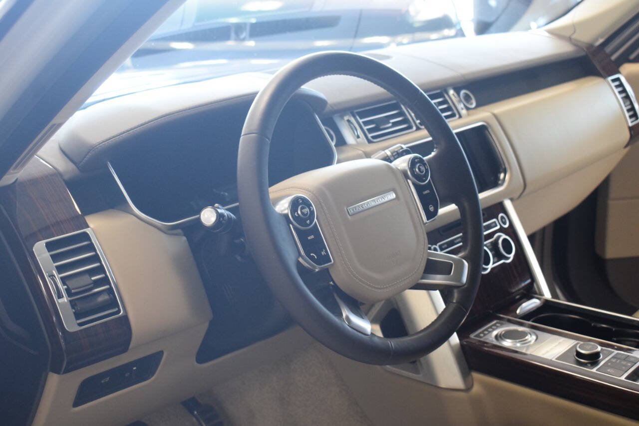Used 2014 Land Rover Range Rover Supercharged AWD/4WD image 26