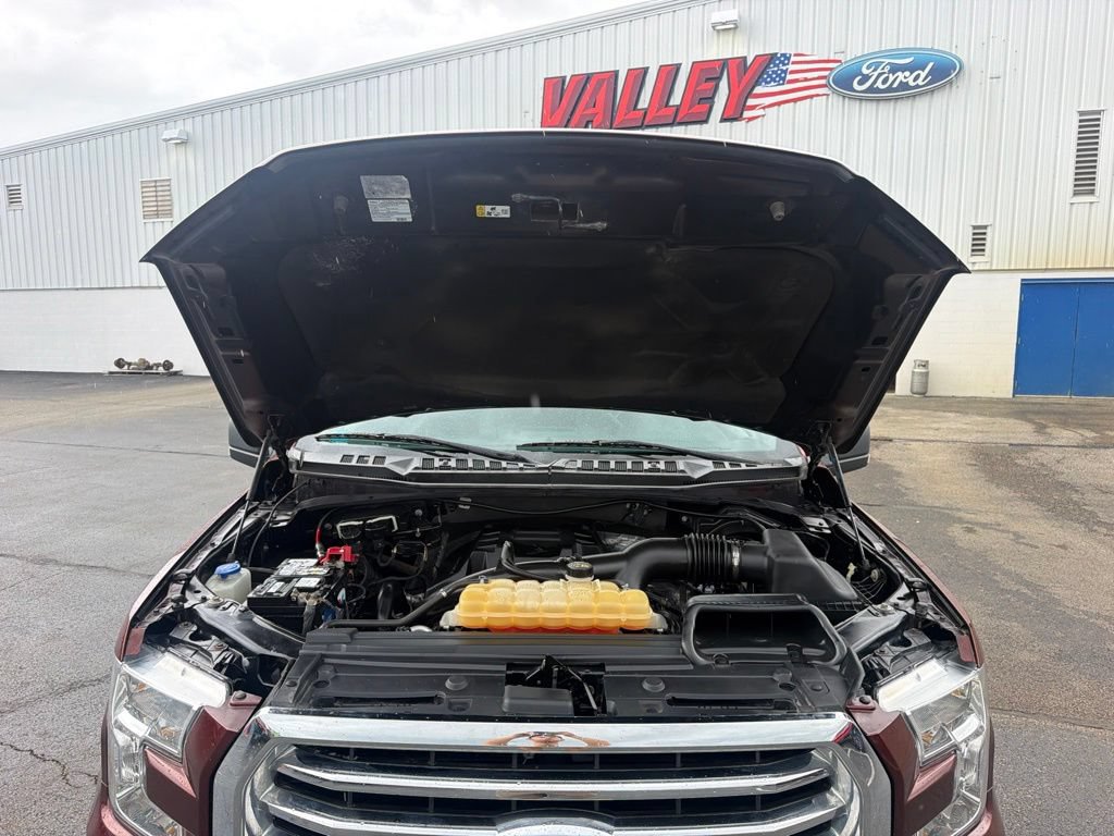 Used 2017 Ford F150 XLT w/ Equipment Group 302A Luxury AWD/4WD image 37