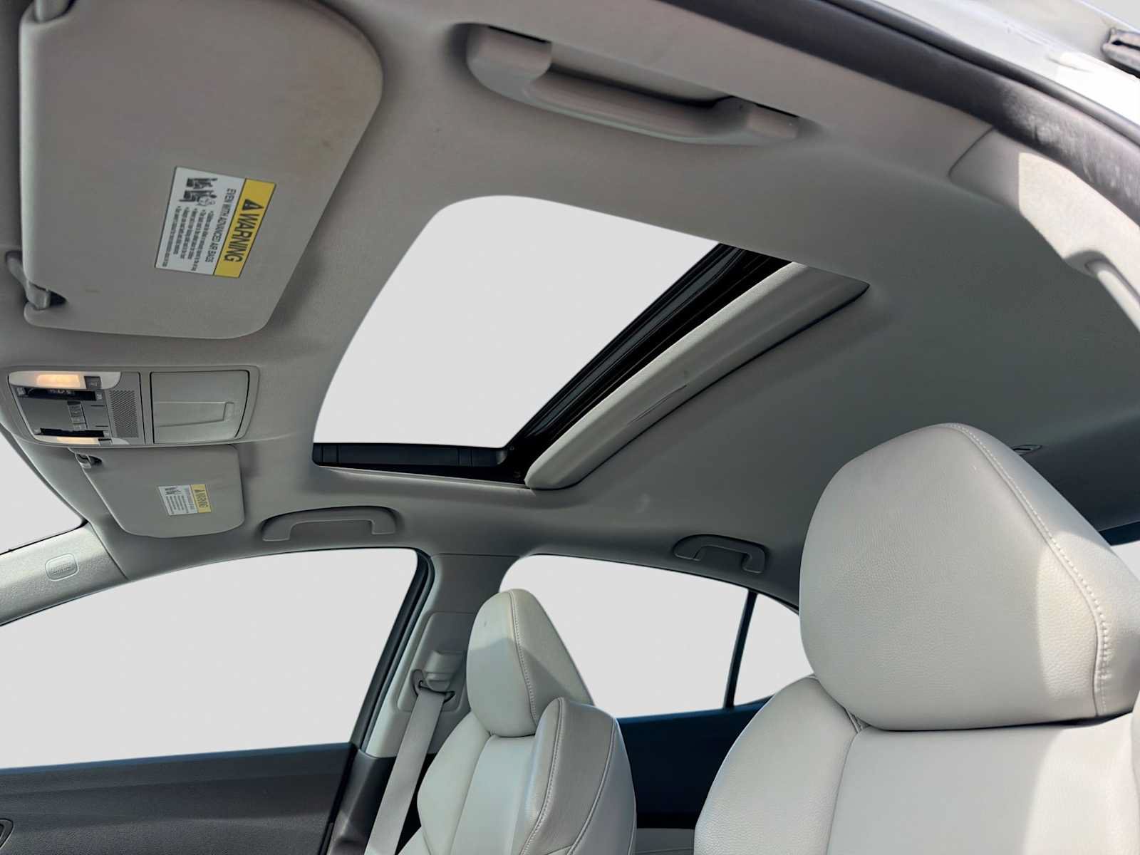 Used 2016 Acura TLX FWD image 19
