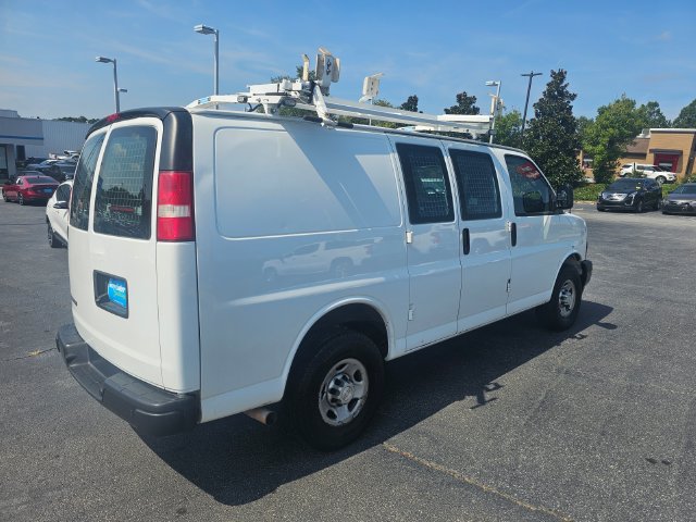 Used 2018 Chevrolet Express 2500 w/ Driver Convenience Package RWD image 8
