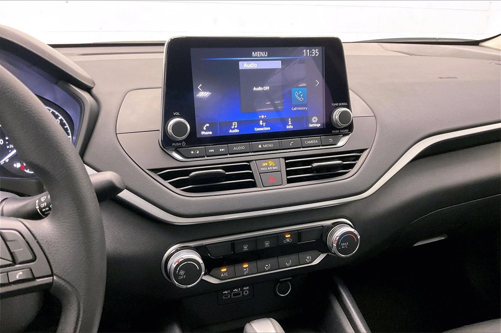 Certified 2025 Nissan Altima 2.5 S image 5