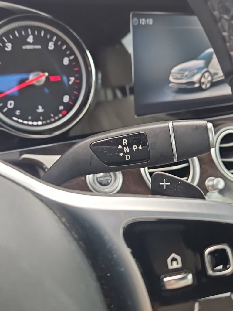 Used 2019 Mercedes-Benz E 450 4MATIC Wagon w/ Premium Package image 19