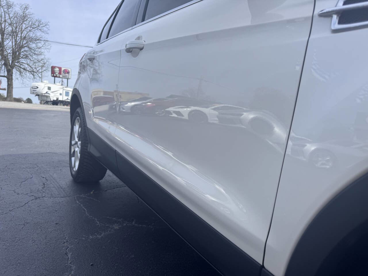Used 2013 Ford Escape SEL image 17