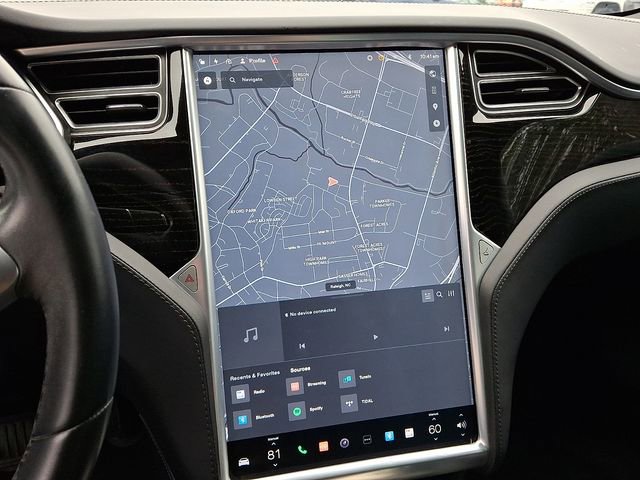 Used 2017 Tesla Model S 90D image 21