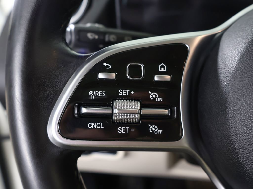 Used 2022 Mercedes-Benz GLA 250 4MATIC w/ Premium Package image 42