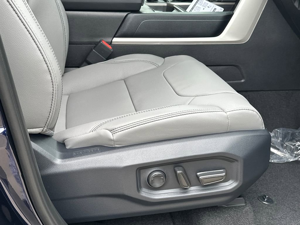 New 2026 Toyota Tundra SR5 image 9