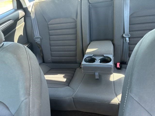 Used 2019 Ford Fusion SE FWD image 30