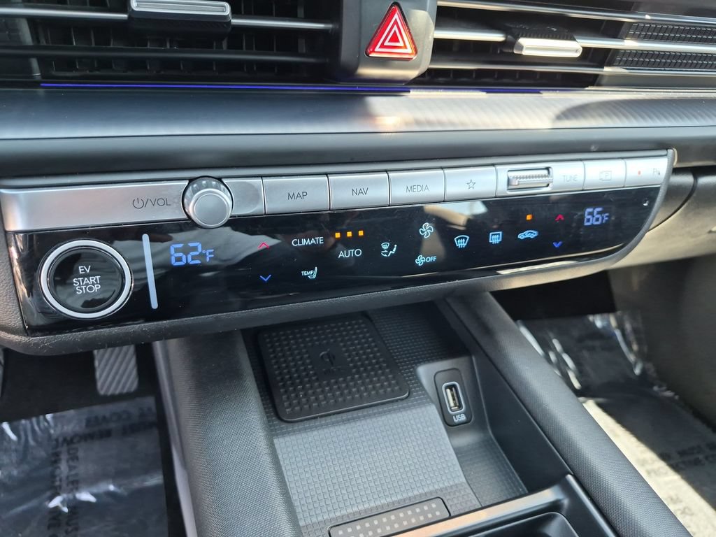 Used 2024 Hyundai Ioniq 6 SEL RWD image 21