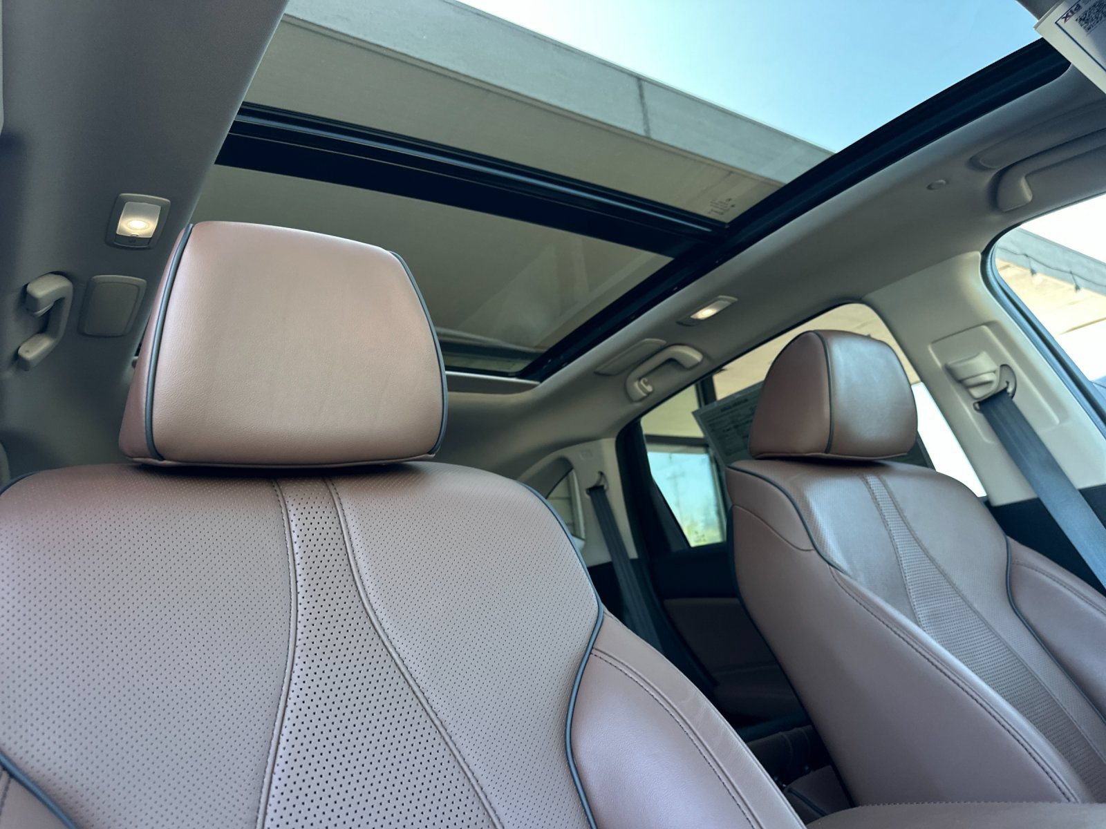 Used 2019 Acura RDX AWD w/ Advance Package image 16
