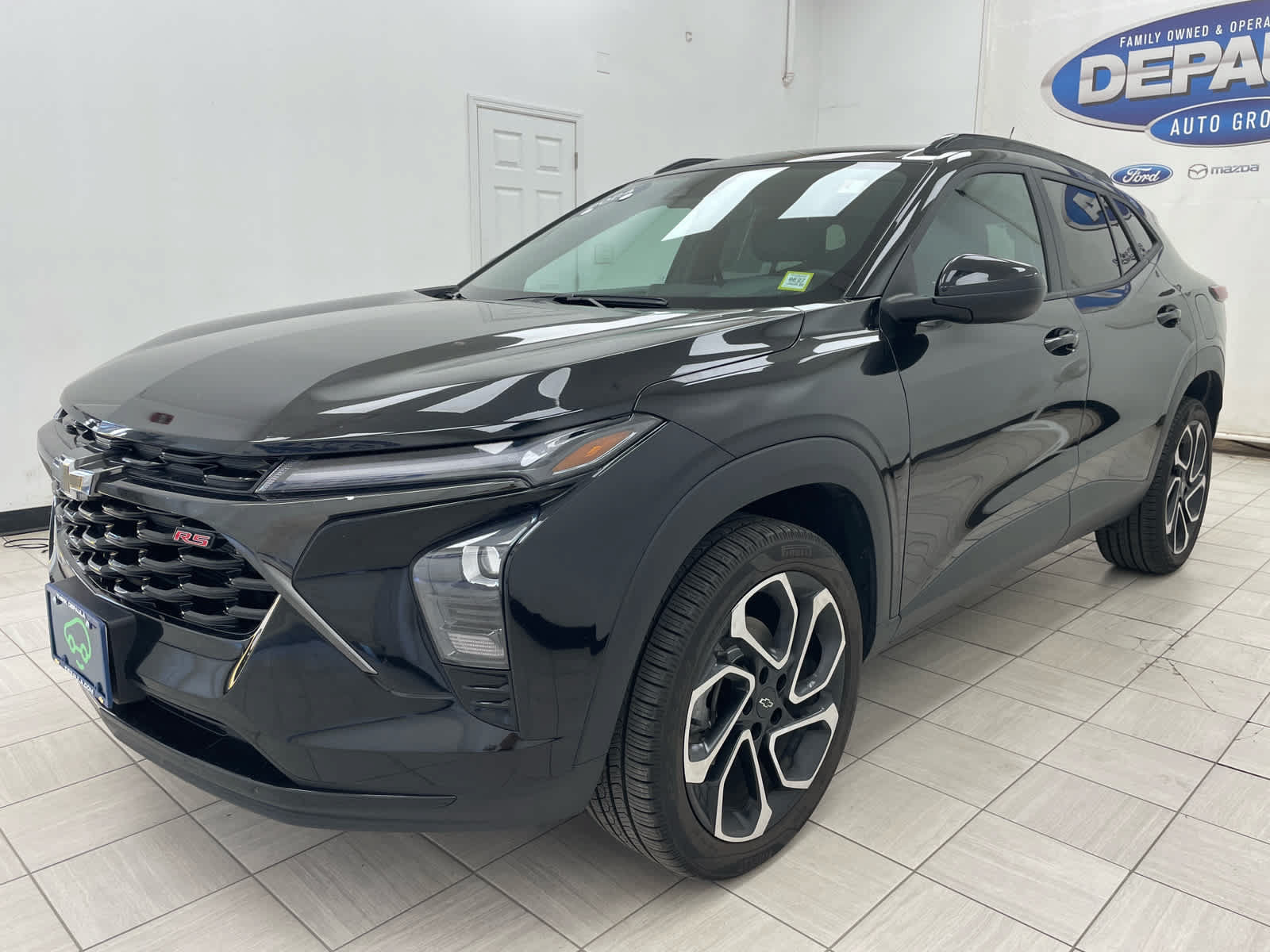 Certified 2024 Chevrolet Trax RS w/ Driver Confidence Package FWD image 18