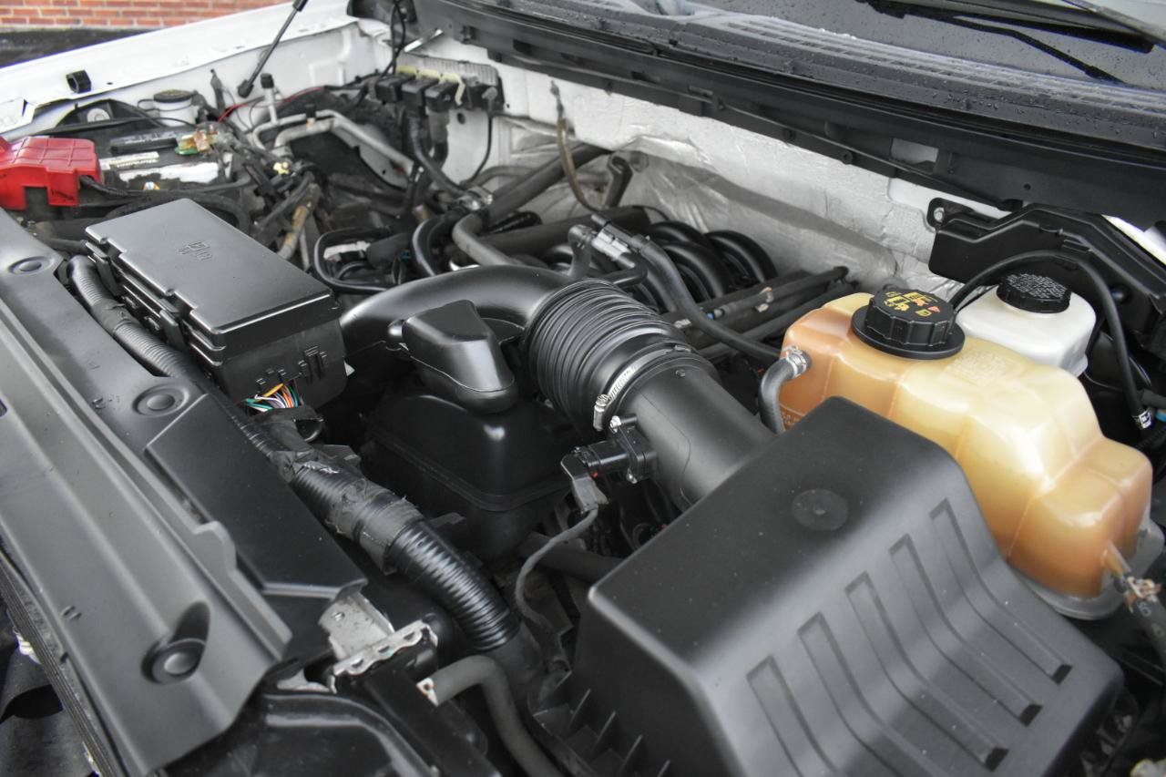 Used 2013 Ford F150 King Ranch w/ King Ranch Luxury Pkg AWD/4WD image 48