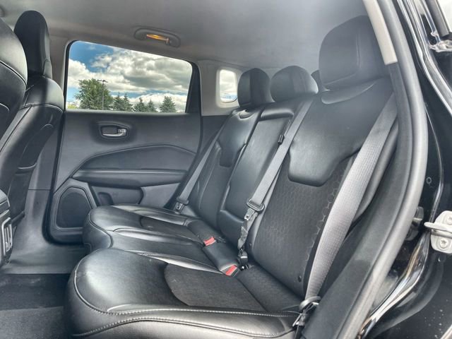 Used 2020 Jeep Compass Latitude AWD/4WD image 24