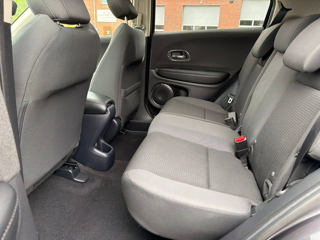 Used 2020 Honda HR-V EX image 27