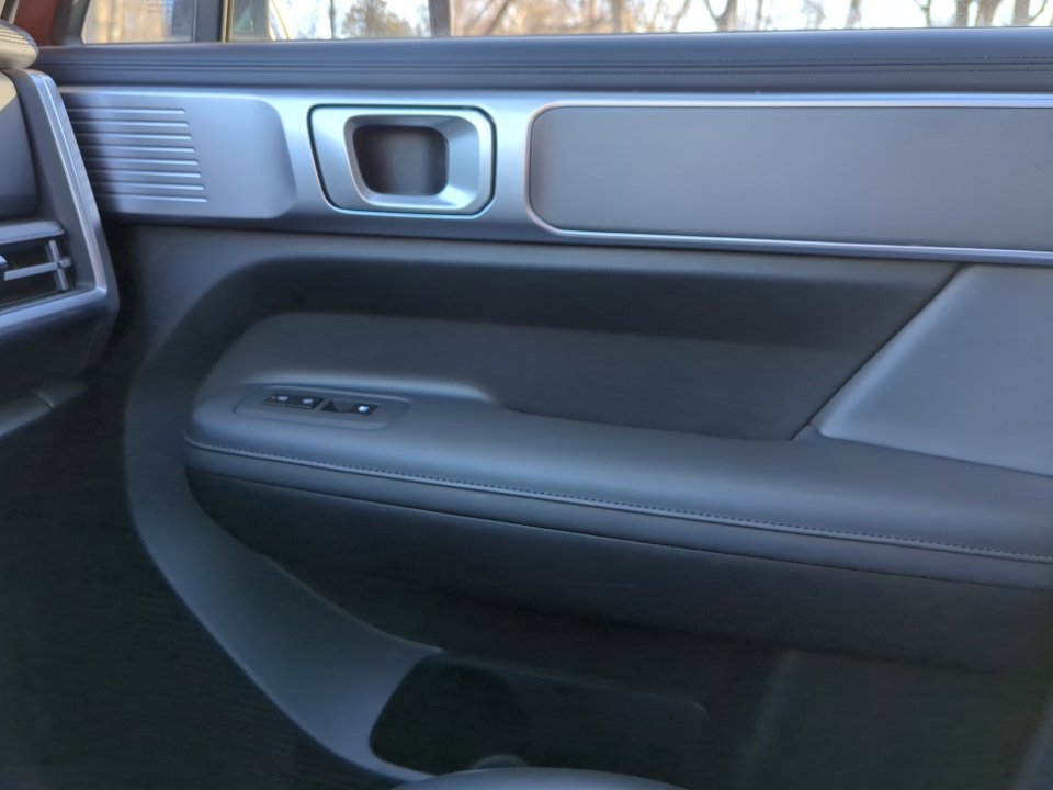 Certified 2025 Hyundai Santa Fe XRT image 37