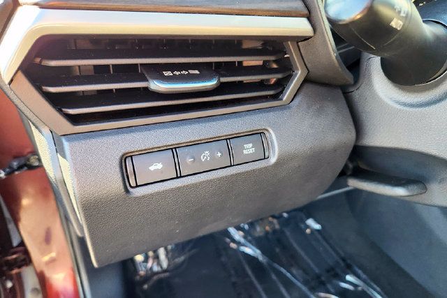 Used 2025 Nissan Altima 2.5 SV AWD/4WD image 22