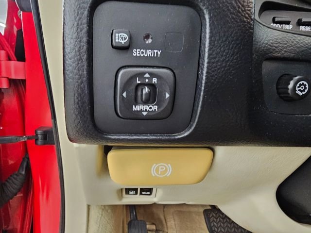 Used 2004 Lexus SC 430 Convertible image 20