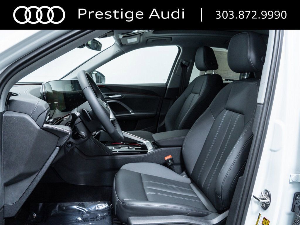 Used 2025 Audi Q5 Premium w/ Convenience Package image 6