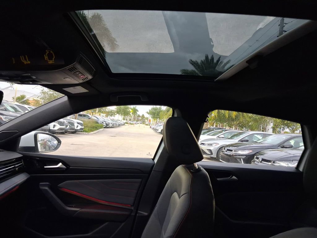 New 2026 Volkswagen Jetta GLI Autobahn image 8