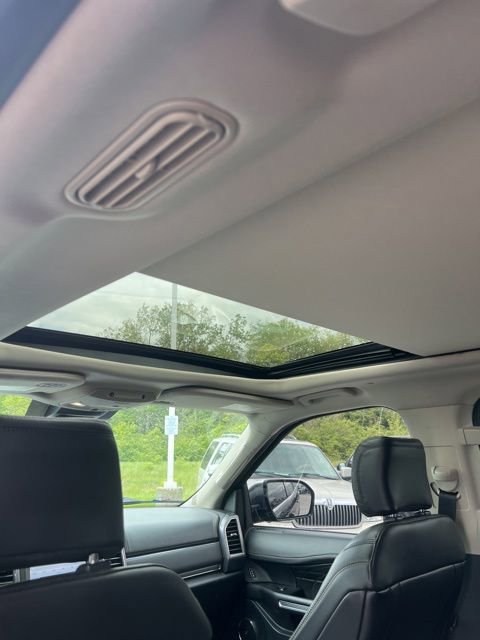 Used 2020 Ford Expedition Platinum AWD/4WD image 17