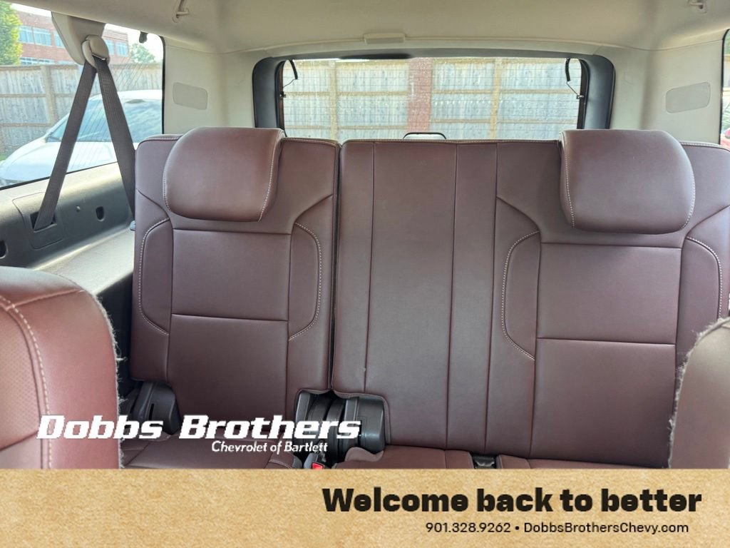 Used 2018 Chevrolet Suburban Premier RWD image 19