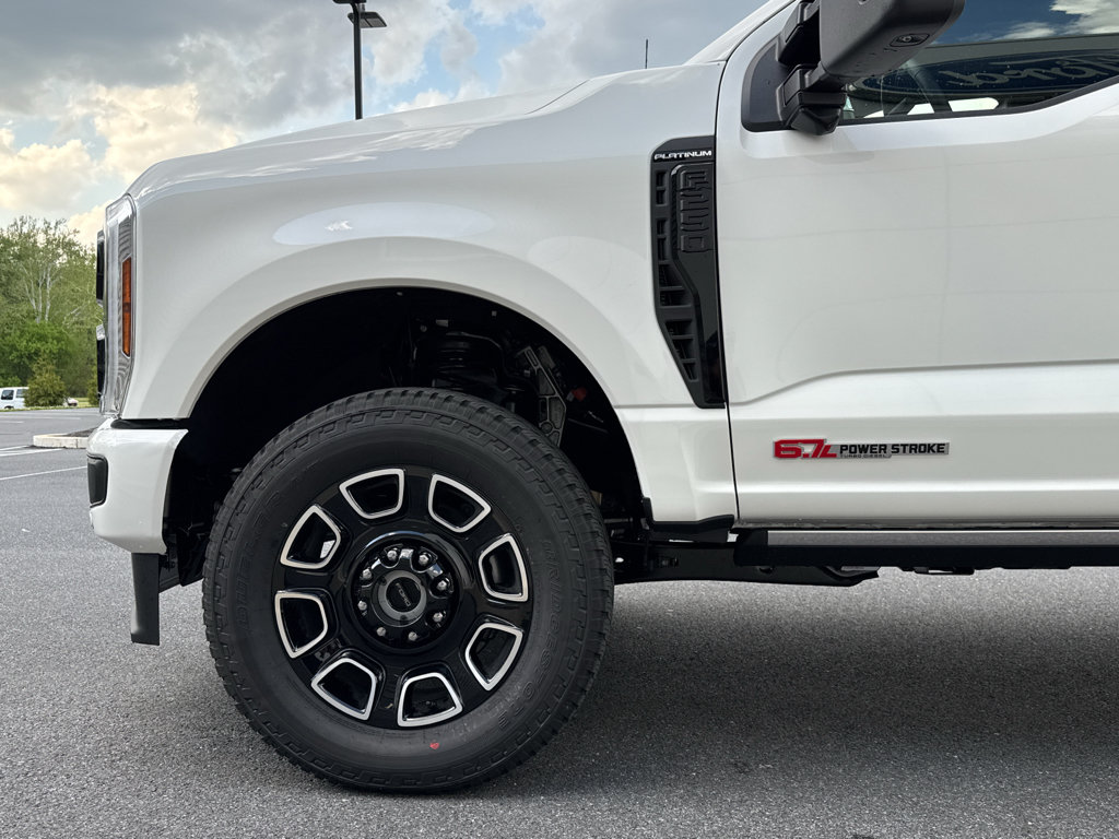 New 2026 Ford F250 Platinum AWD/4WD image 17