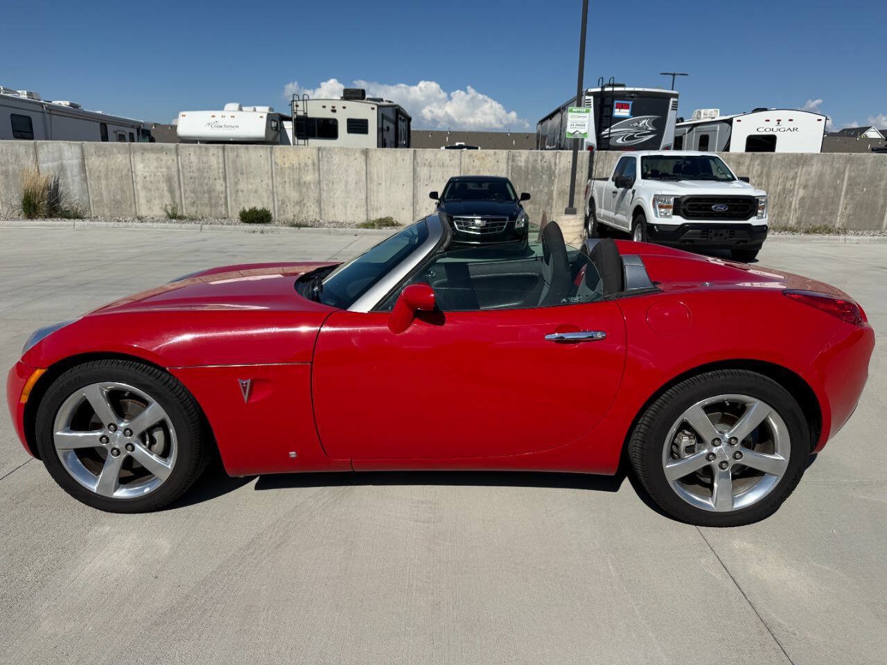 Used 2006 Pontiac Solstice Convertible w/ Power Package RWD image 5