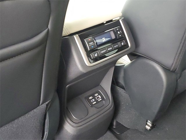 New 2025 Subaru Ascent Limited w/ Popular Package #2 image 12