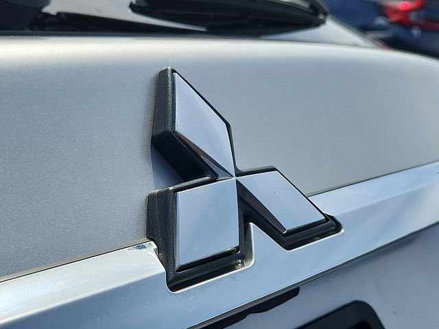 Used 2018 Mitsubishi Outlander Sport SE AWD/4WD image 28