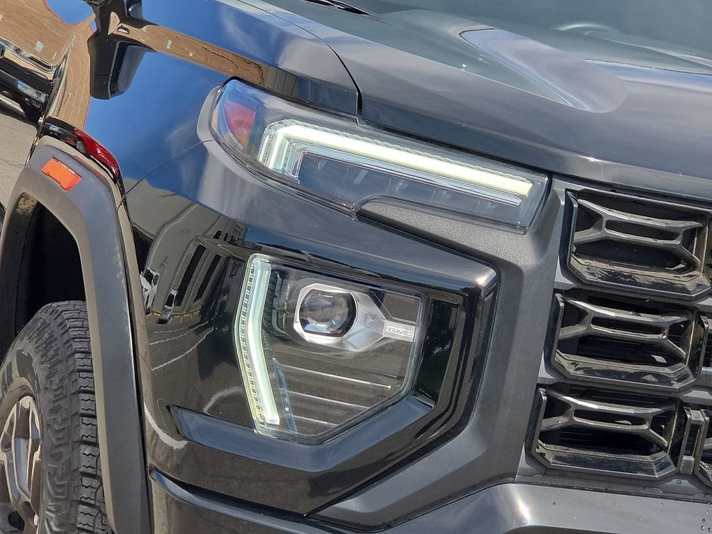 Used 2024 GMC Canyon Elevation w/ Convenience Package image 8