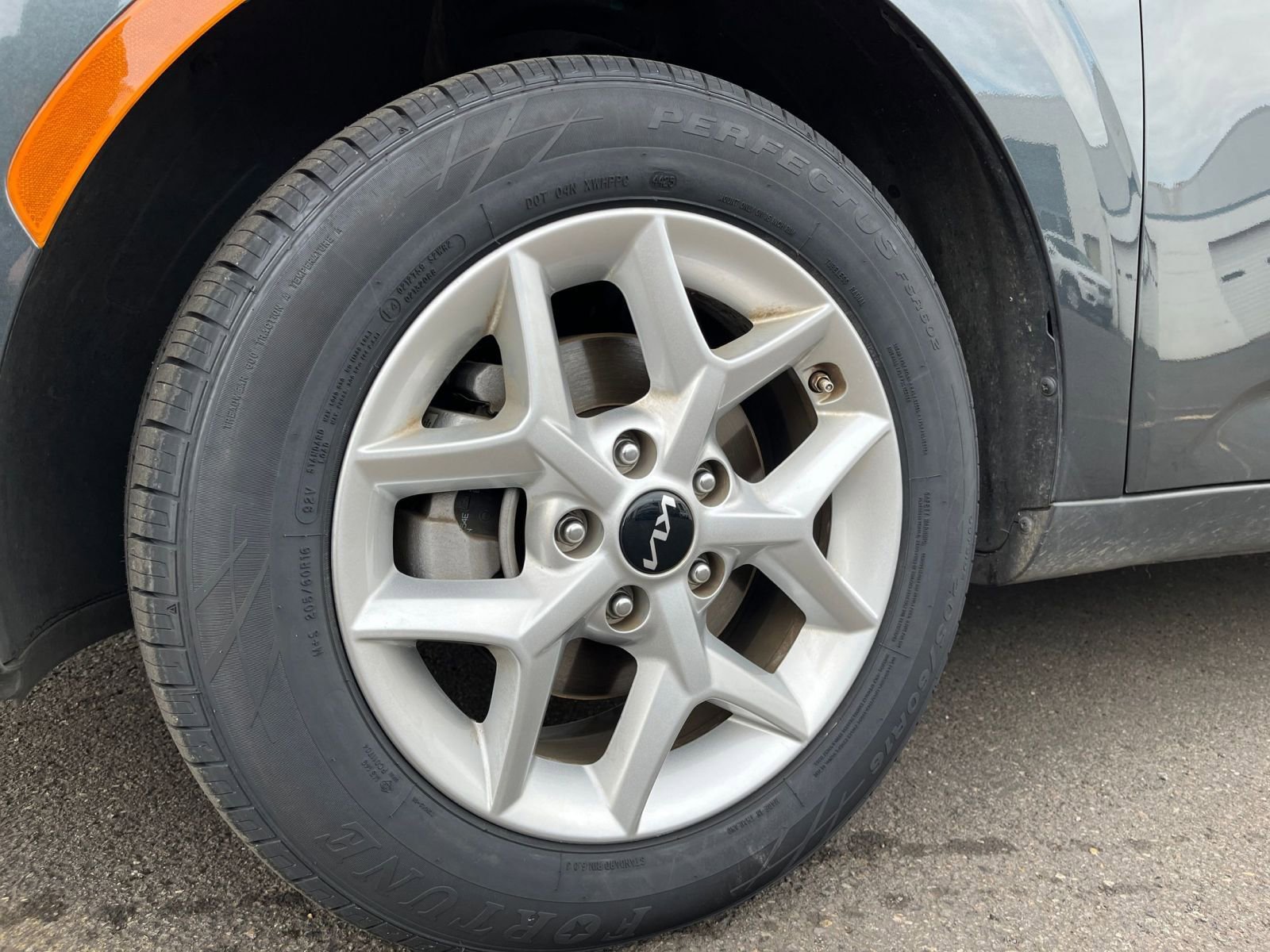 Used 2025 Kia Soul LX w/ LX Technology Package image 28