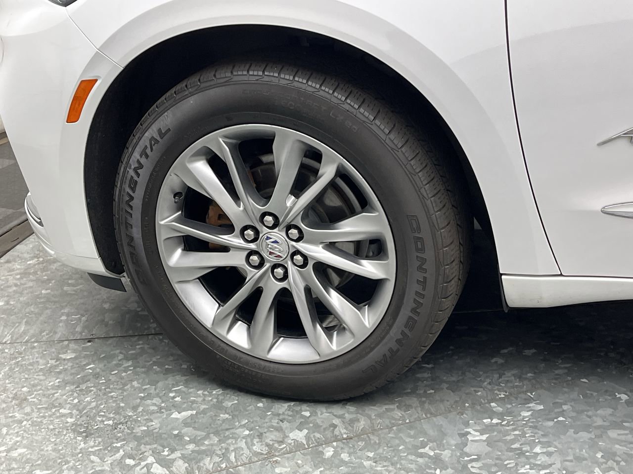 Certified 2024 Buick Enclave Avenir w/ Trailering Package, 5000 lbs. AWD/4WD image 39