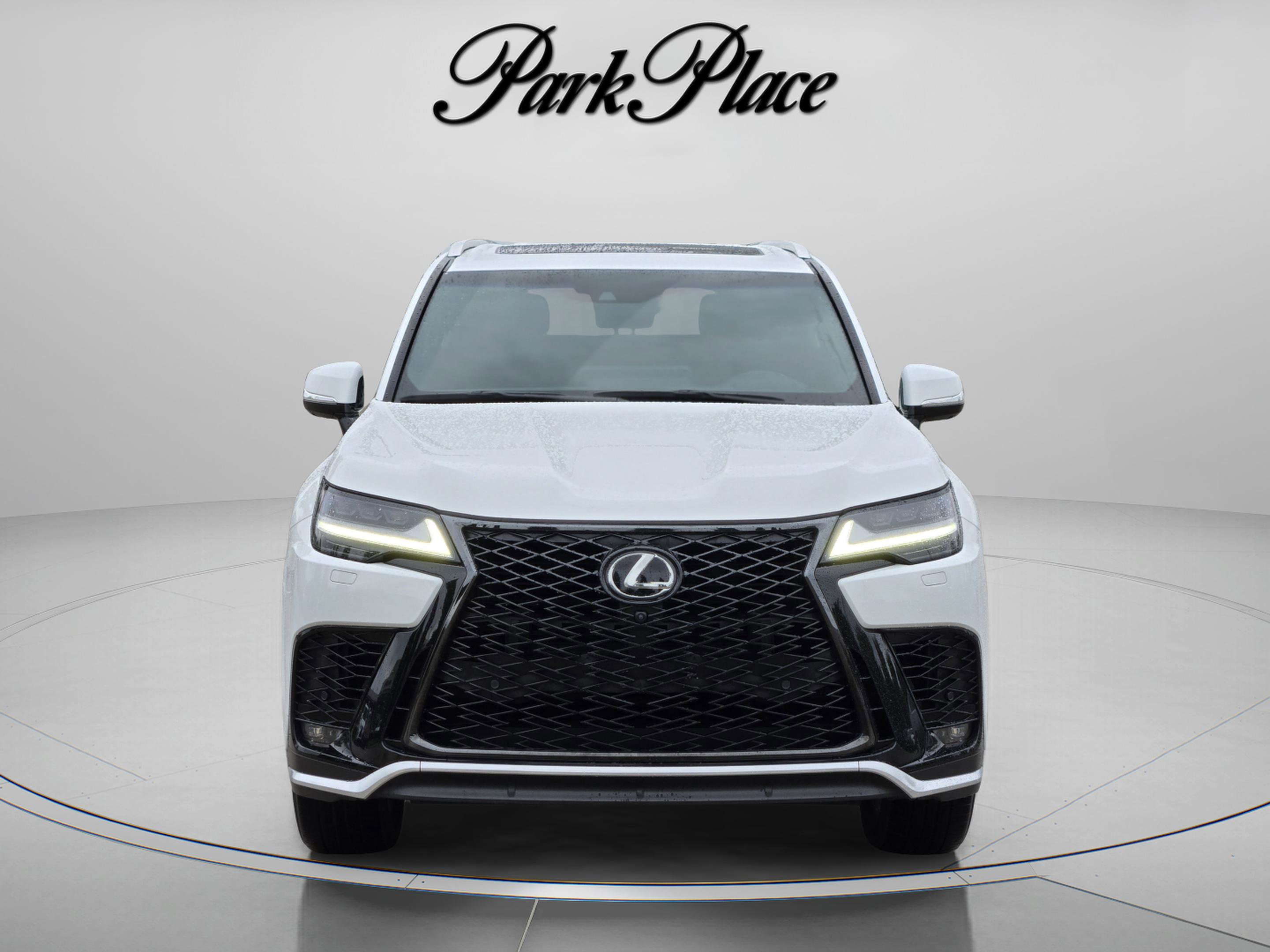 Used 2023 Lexus LX 600 F Sport AWD/4WD image 8