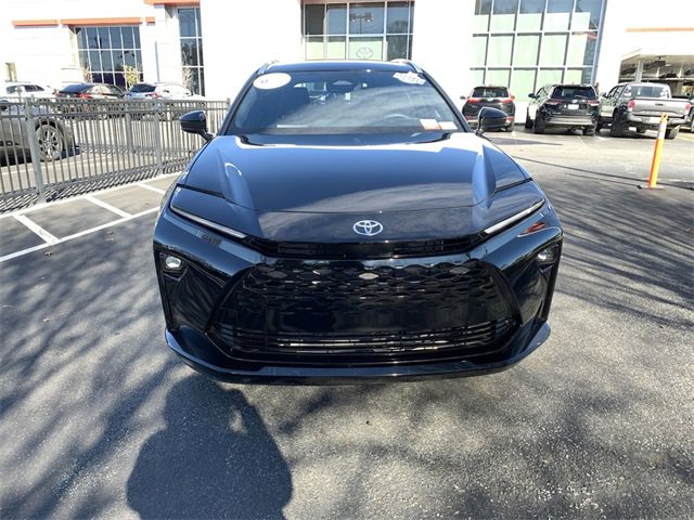 Used 2025 Toyota Crown Signia image 3