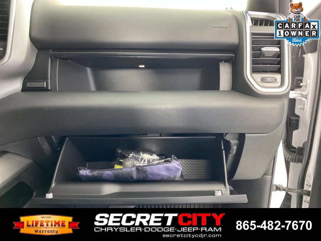 Used 2025 RAM 1500 Big Horn AWD/4WD image 32