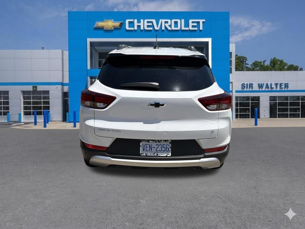 Used 2021 Chevrolet TrailBlazer LT w/ Convenience Package FWD image 13