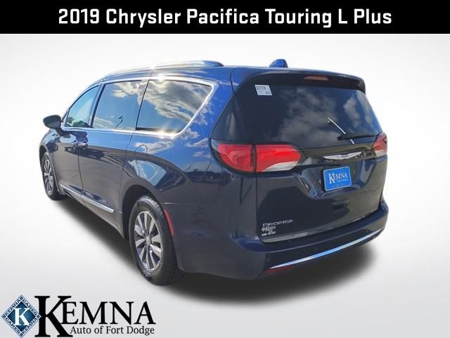 Used 2019 Chrysler Pacifica Touring-L Plus image 4