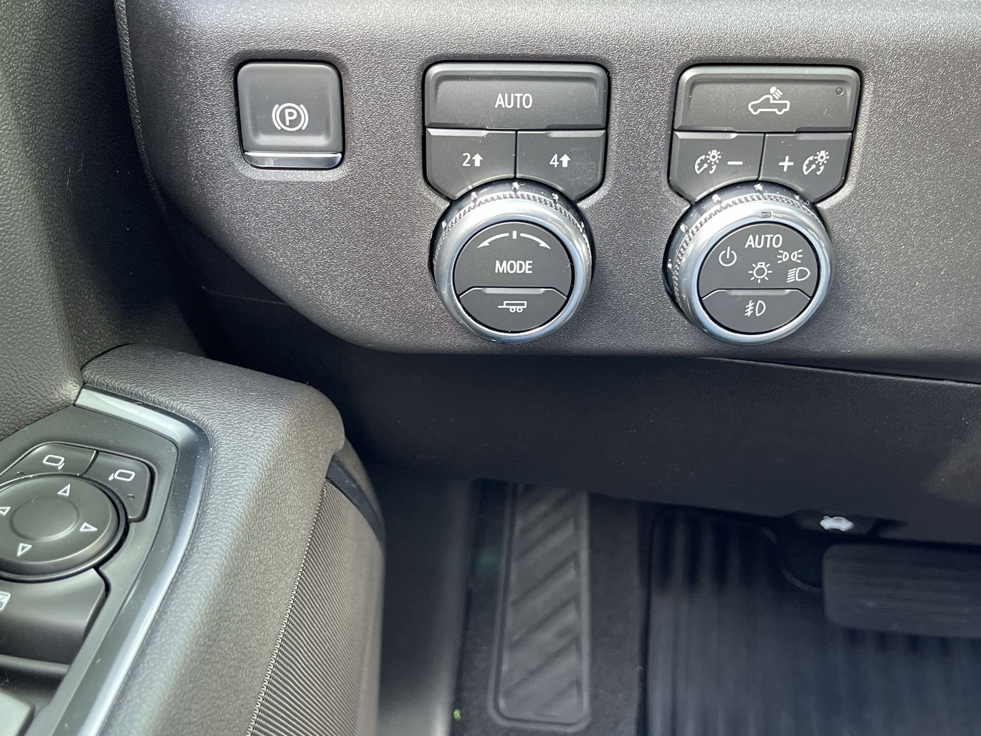 New 2026 GMC Sierra 1500 Elevation image 52