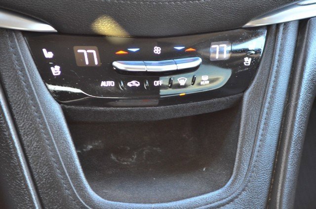 Used 2019 Cadillac XT5 Premium Luxury image 32