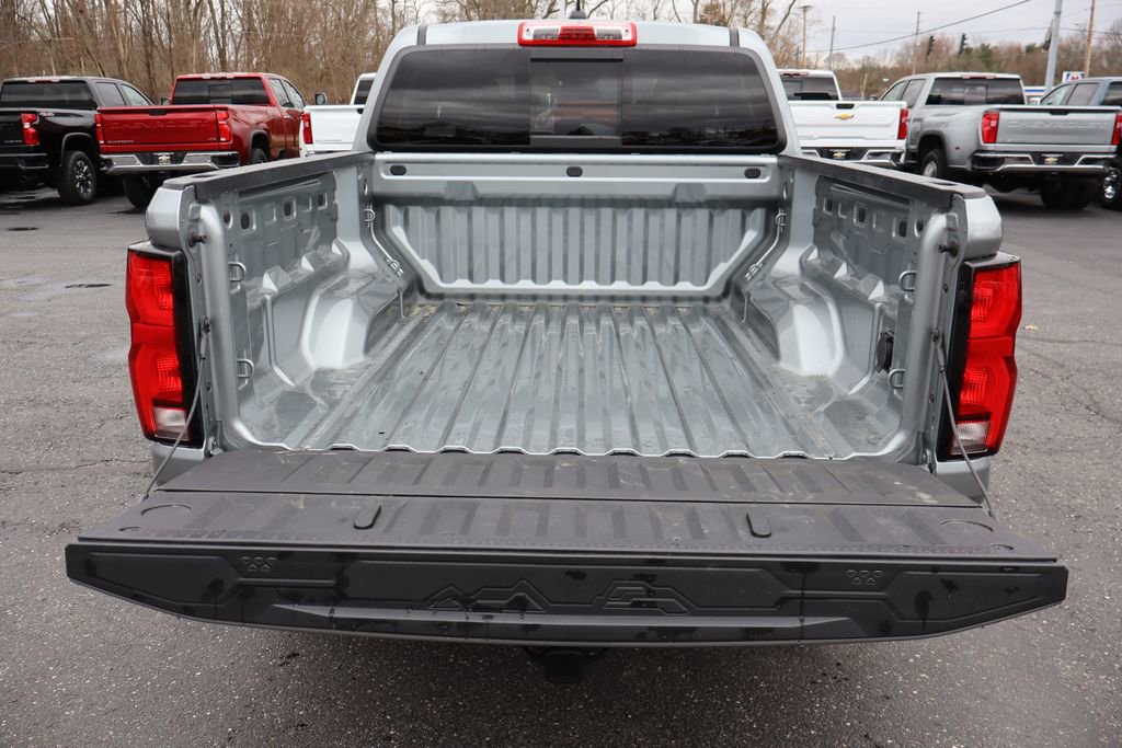 Used 2024 Chevrolet Colorado LT w/ LT Convenience Package III image 33